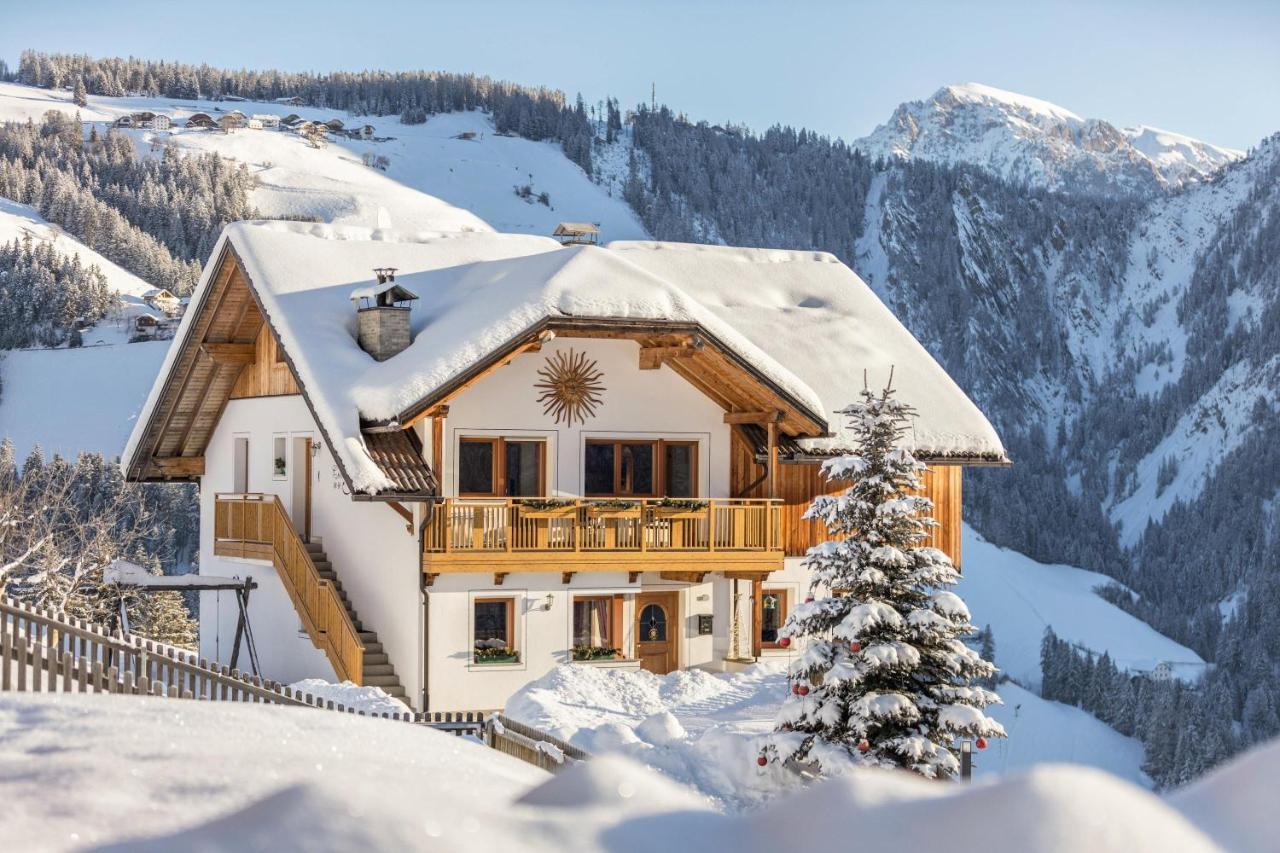 Ciasa Funtanies Puetia Appartement Sankt Martin im Turm Buitenkant foto